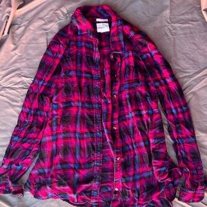 American Eagle Outfitters Plaid Boyfriend Style Plaid Flannel